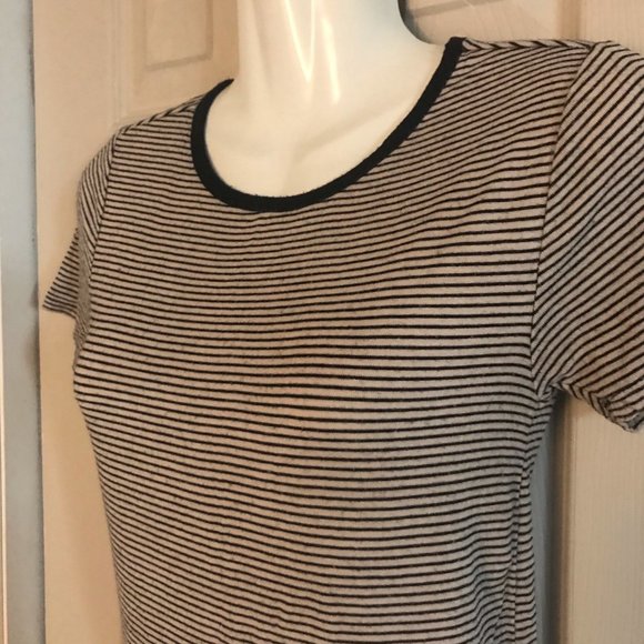 Forever 21 Striped Tee, Small - Picture 3 of 4